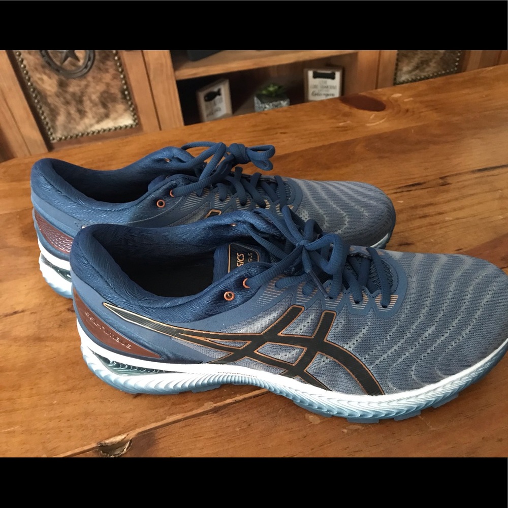 Asics Gel-Nimbus FlyteFoam size 11
